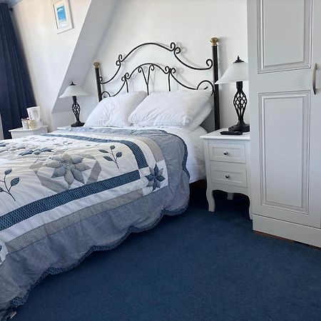 Bonjour Guest House Braye Eksteriør bilde
