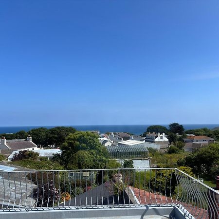 Bonjour Guest House Braye Eksteriør bilde