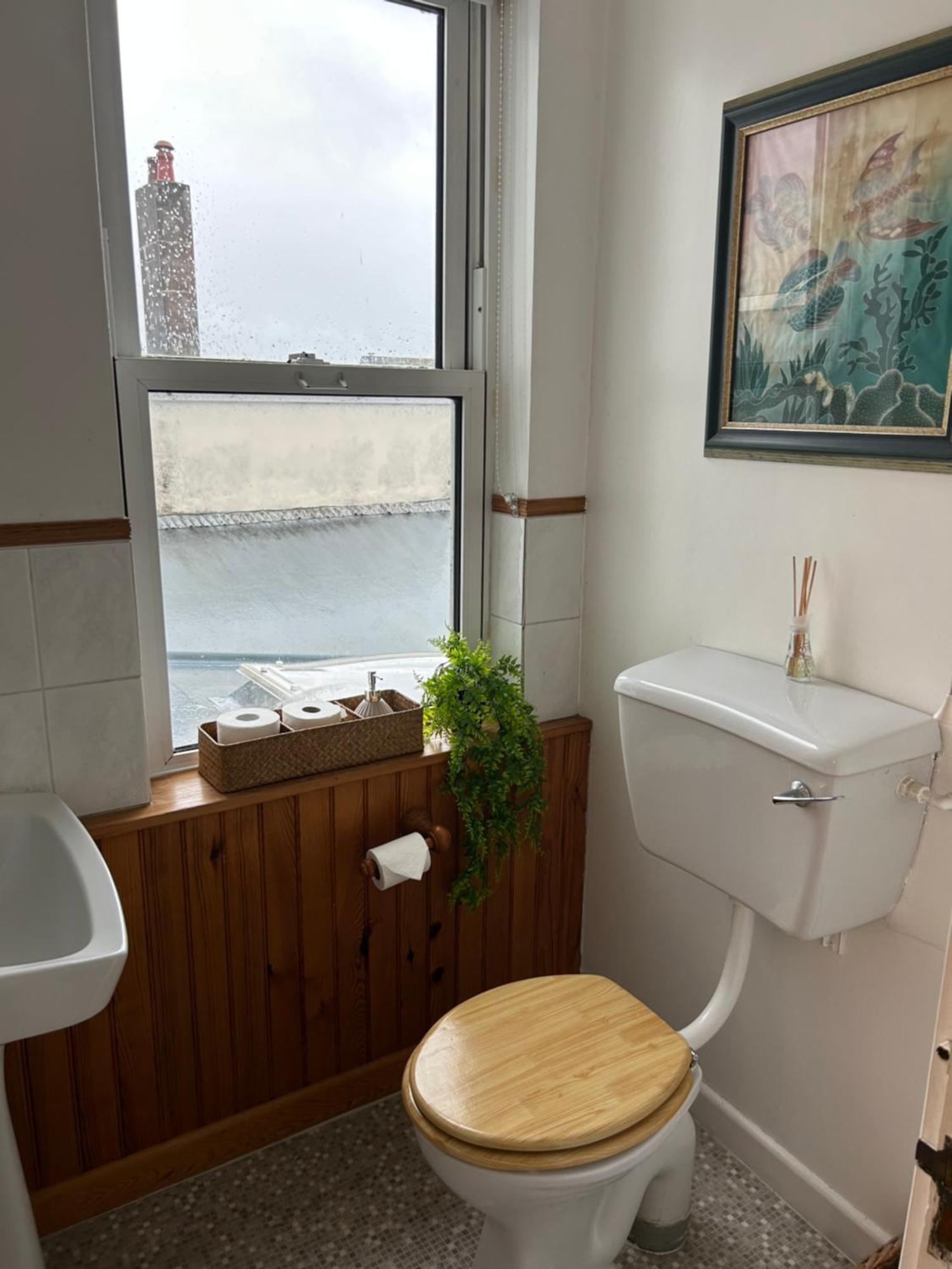 Bonjour Guest House Braye Eksteriør bilde